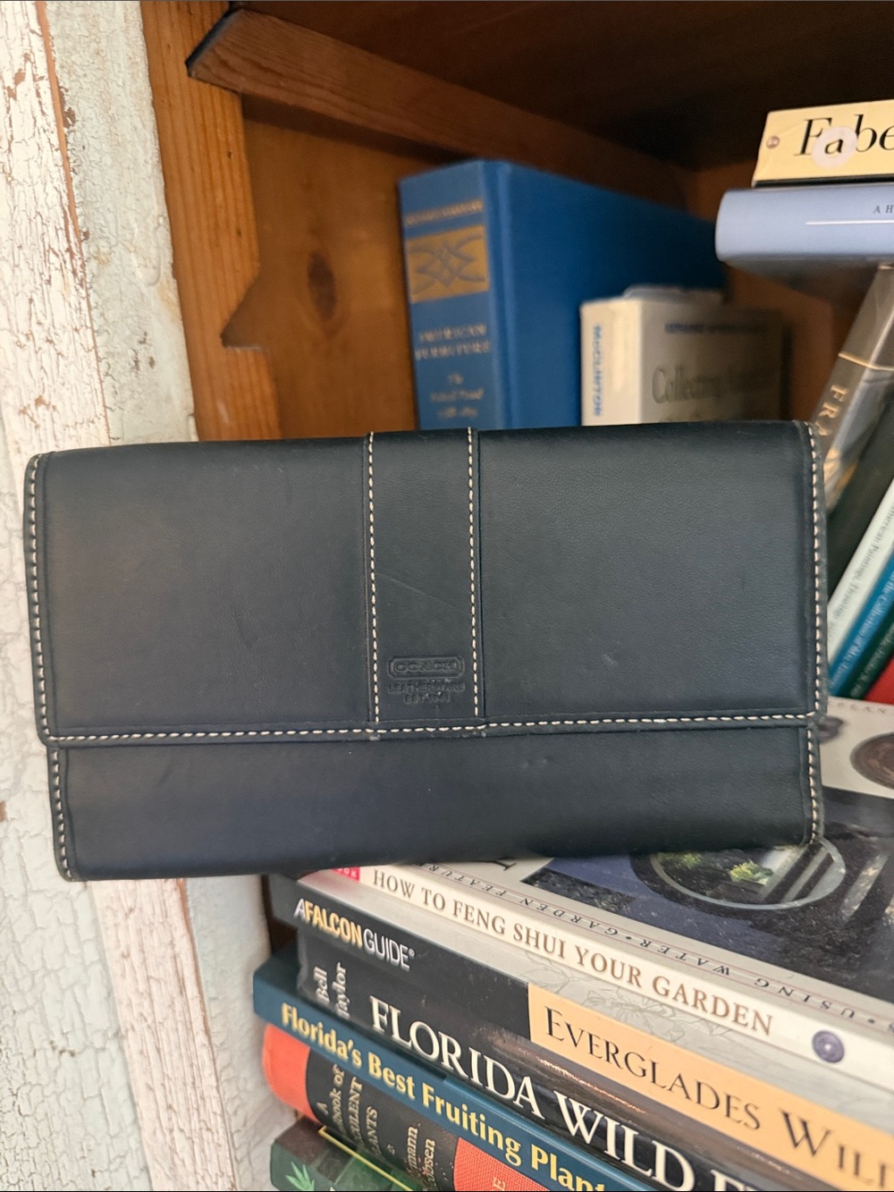 COACH Hampton Black Wallet Tri-Fold Clutch Leather Black Interior
